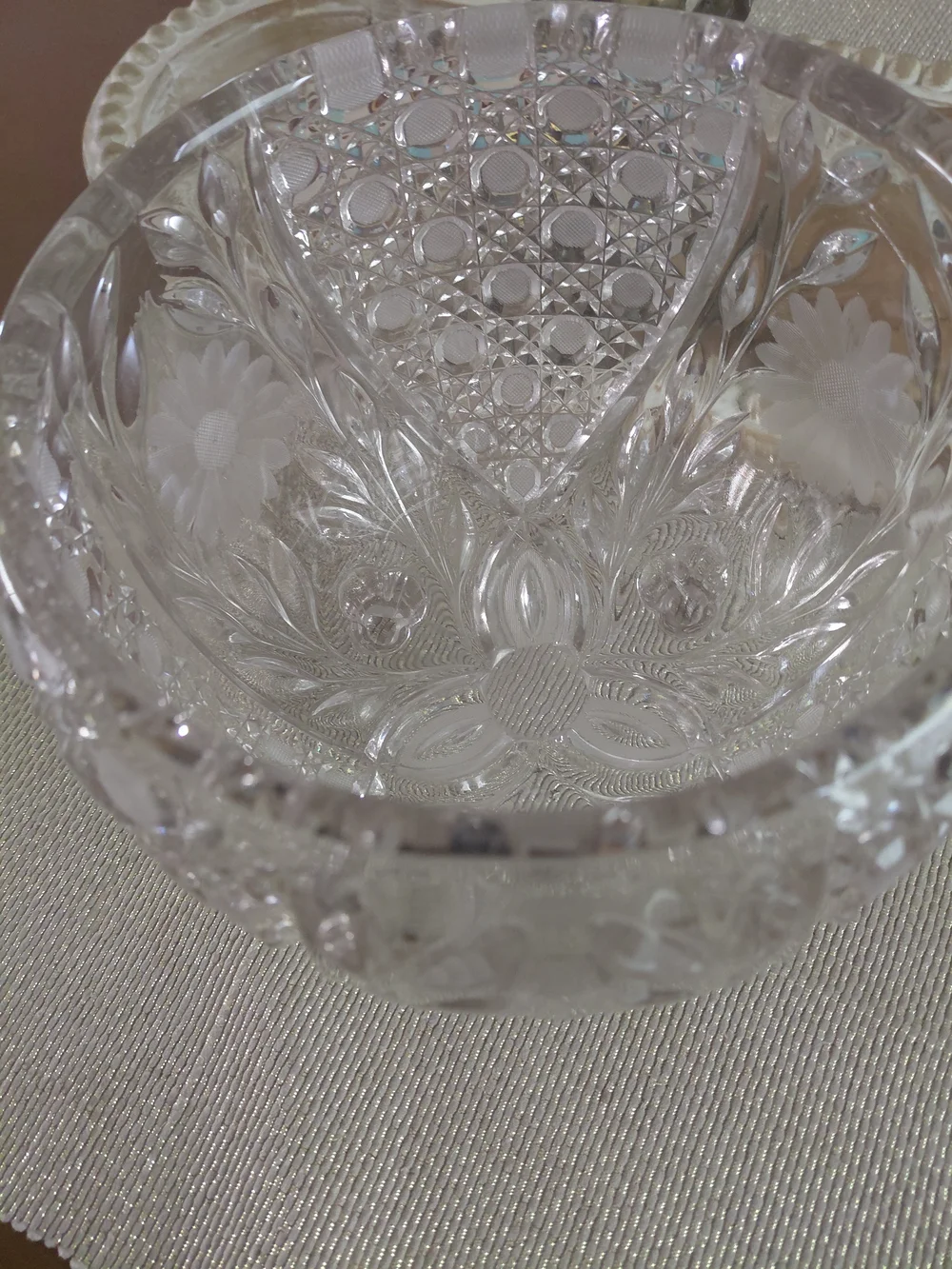 McKee Glass SNAPPY Clear Cane Daisy Button ROSE BOWL 3 Toes